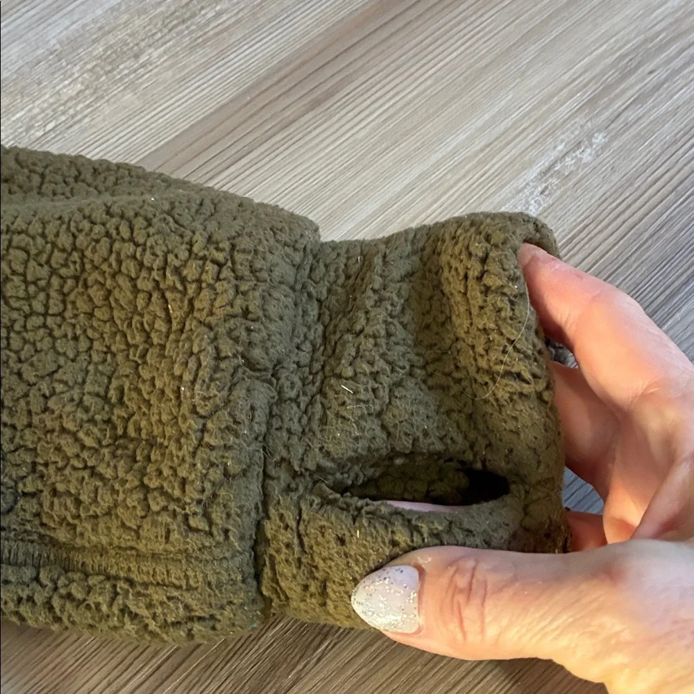 Athleta Girl So Toasty Sherpa Jacket Olive green Girls M (8-10) Full zip Cozy